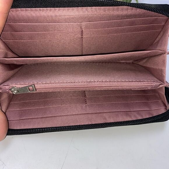 NEW Travelon Wristlet Zip-around Wallet Black - Picture 5 of 5